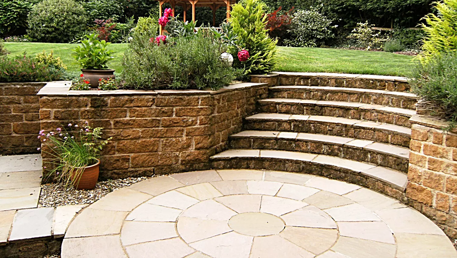 landscape-garden-with-stairs